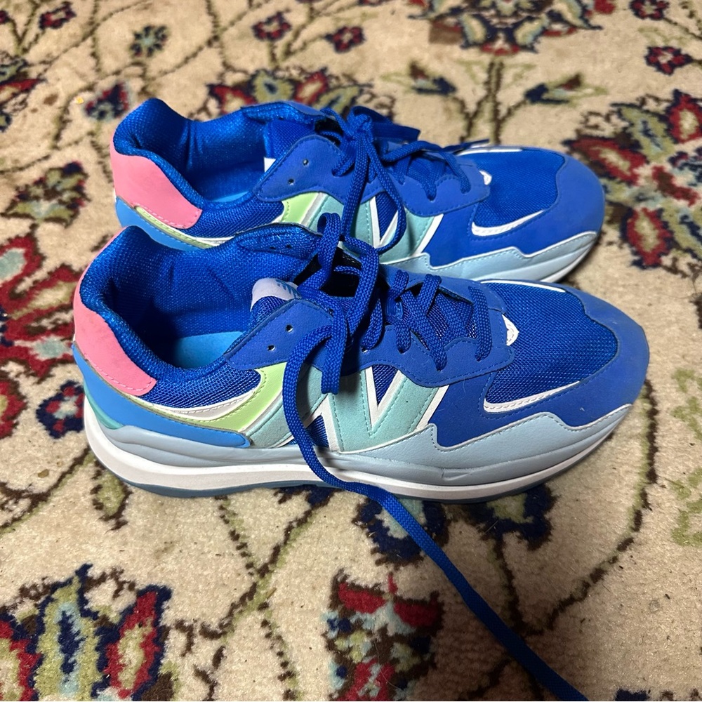 New Balance | Blue Surf Sneakers